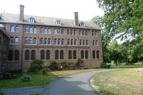 2023-07-bel-2.jpg